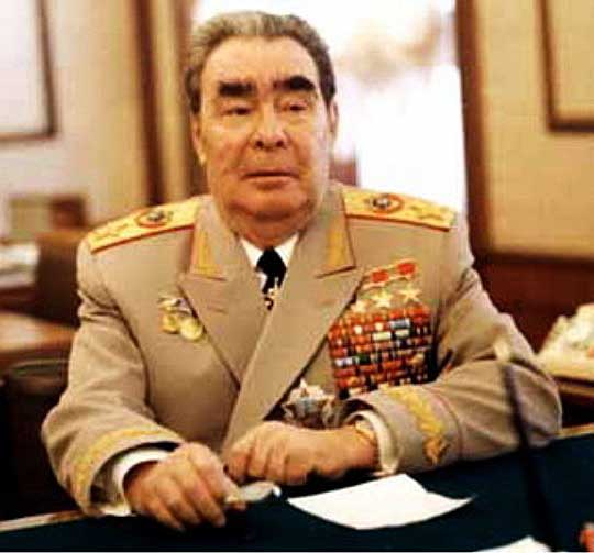 Леонид Ильич Брежнев в маршальском мундире