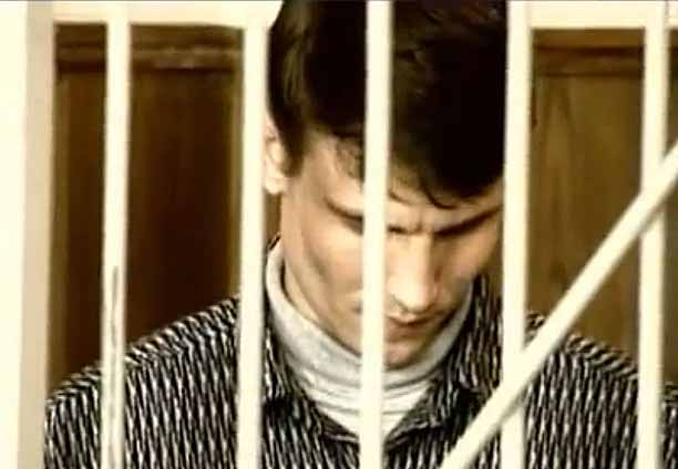 преступник А.В. Селезнев в зале суда
