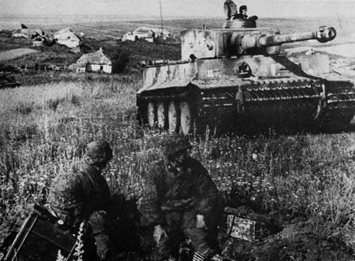 танк Тигр дивизии Das Reich, Курск,1943