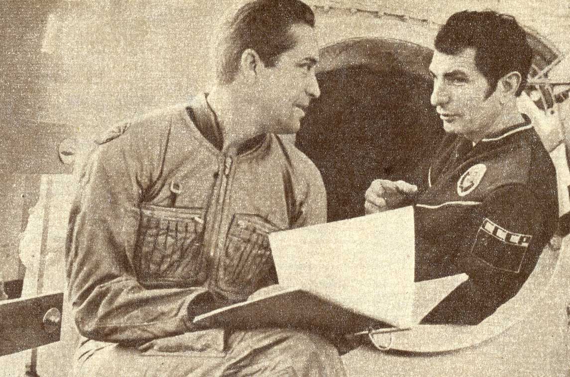 Ю. В. Малышев и В. В. Аксенов в космосе Салют-6