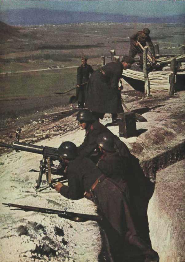1942 - пулеметный расчет немцев