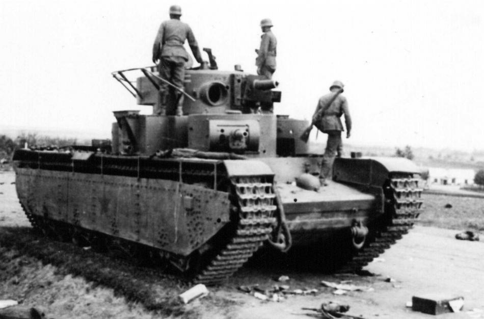 1941 - немцам достался Т-35