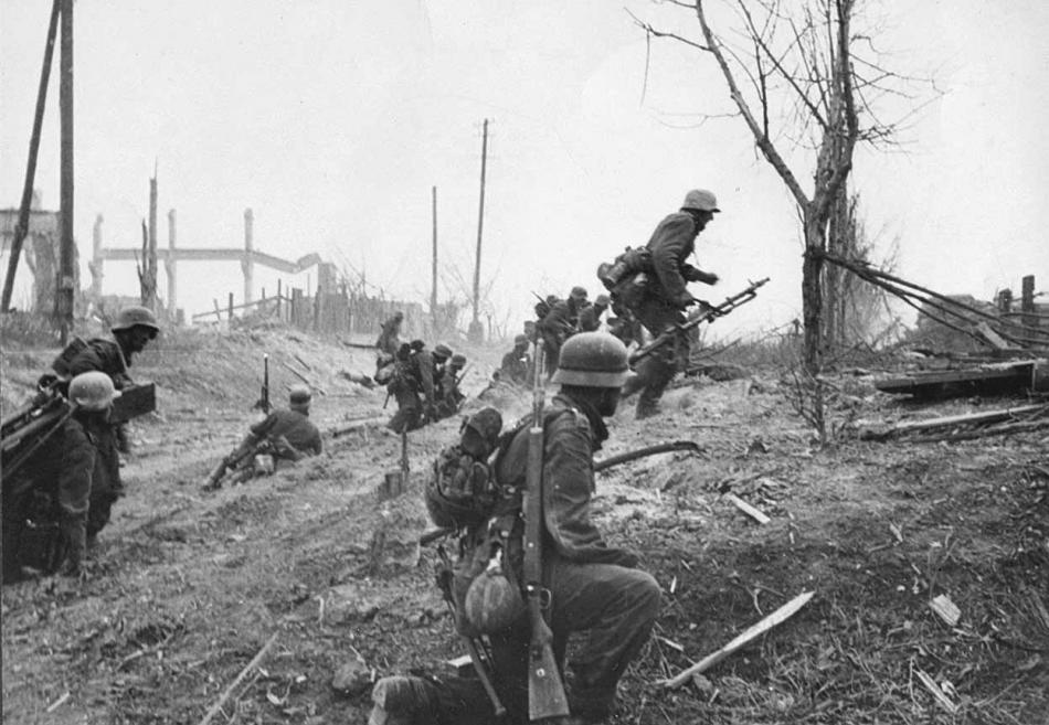 1942 - немцы на окраине Сталинграда