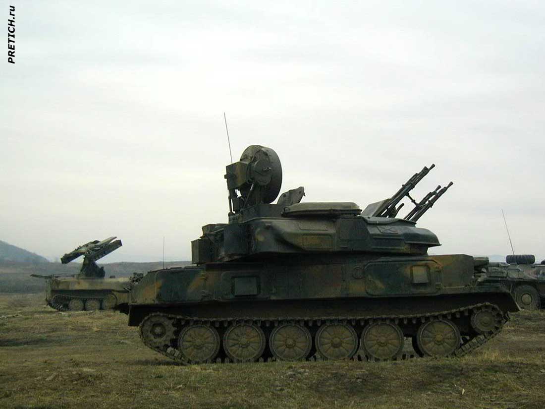ЗСУ-23-4 "Шилка" и "Стрела-10" на стрельбах