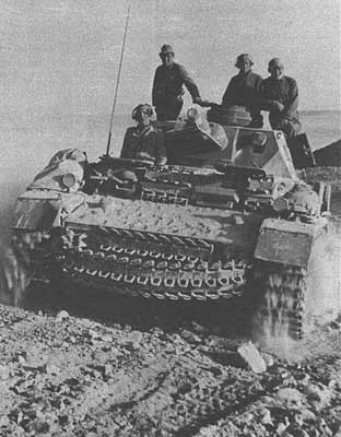 германский танк PzKpfw IV в Африке